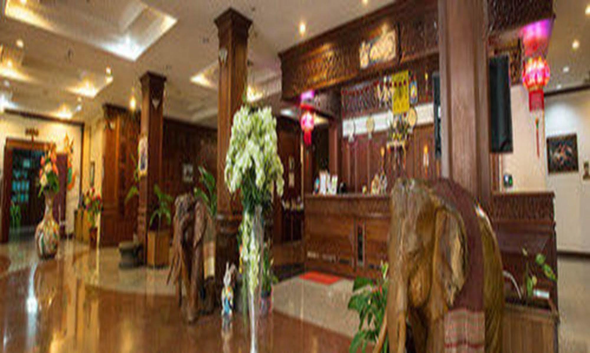 Angkham Hotel Vientiane Dış mekan fotoğraf
